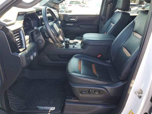 Used 2023 GMC Sierra 1500 AT4 w/ AT4 Premium Package image 17