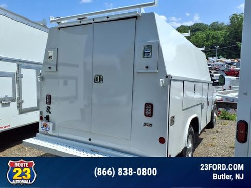 New 2026 Ford E-350 and Econoline 350 Super Duty w/ Power Equipment Group RWD image 4