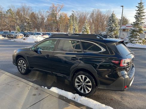 Used 2024 Subaru Outback Limited image 44