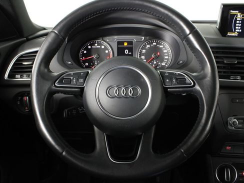 Used 2018 Audi Q3 2.0T Premium w/ Convenience Package image 8