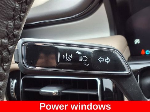 Used 2021 Lincoln Nautilus FWD image 15