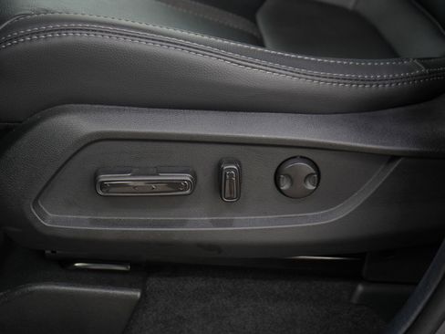 Used 2025 Honda Pilot EX-L image 29
