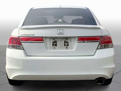 Used 2011 Honda Accord EX-L image 4