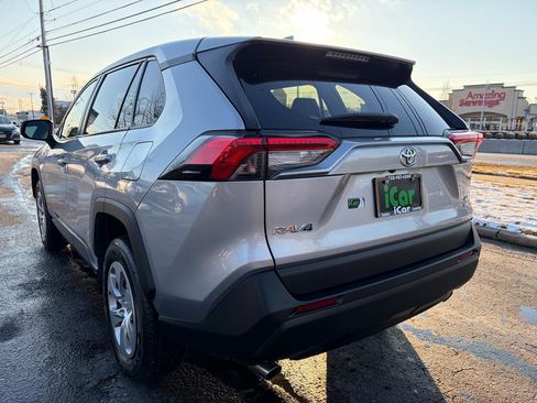 Used 2023 Toyota RAV4 LE image 9