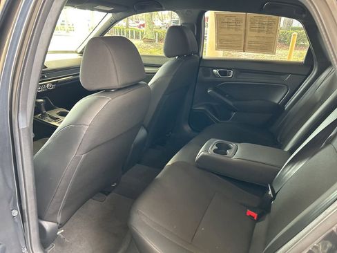Used 2025 Honda Civic Sport image 29