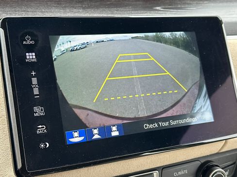 Certified 2018 Honda Clarity Touring image 22