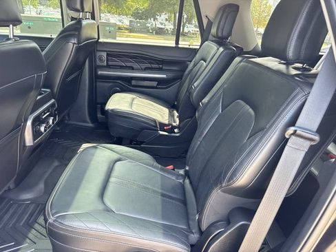 Used 2021 Ford Expedition Platinum AWD/4WD image 17