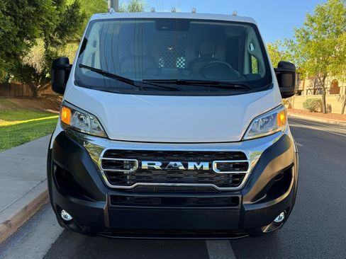Used 2025 RAM ProMaster 2500 w/ U-Haul Equipment Group FWD image 8