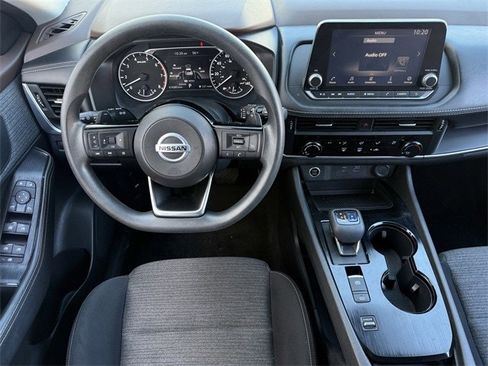 Used 2021 Nissan Rogue S image 10