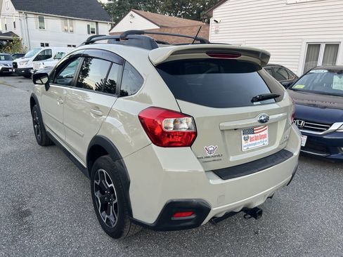 Used 2015 Subaru Crosstrek 2.0i Premium w/ Moonroof Package image 8