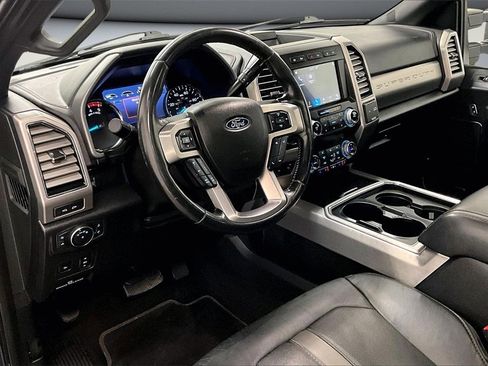 Used 2019 Ford F250 Platinum w/ Platinum Ultimate Package image 18