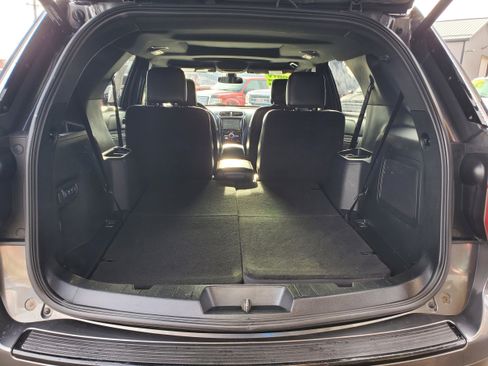 Used 2018 Ford Explorer Sport w/ Equipment Group 401A image 27