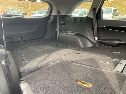 Used 2020 Kia Sorento L image 16