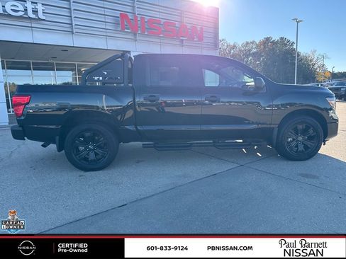 Certified 2024 Nissan Titan SV w/ SV Bronze Edition Package image 11
