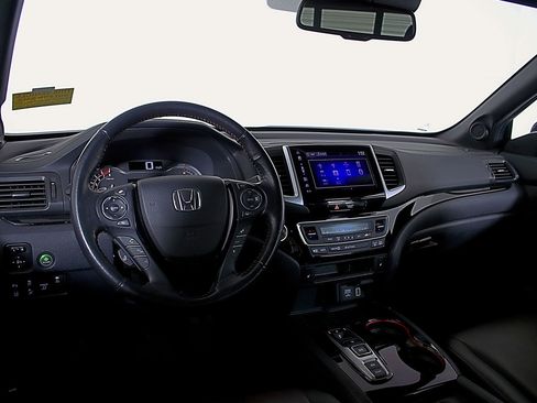 Used 2020 Honda Ridgeline Black Edition image 11