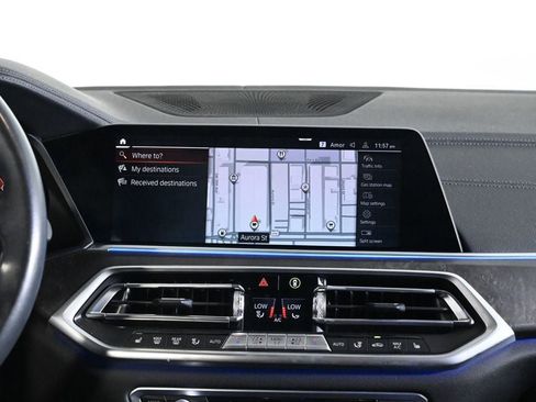 Used 2022 BMW X5 xDrive40i w/ Premium Package AWD/4WD image 13