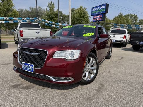 Used 2016 Chrysler 300 Limited w/ Driver Convenience Group AWD/4WD image 1