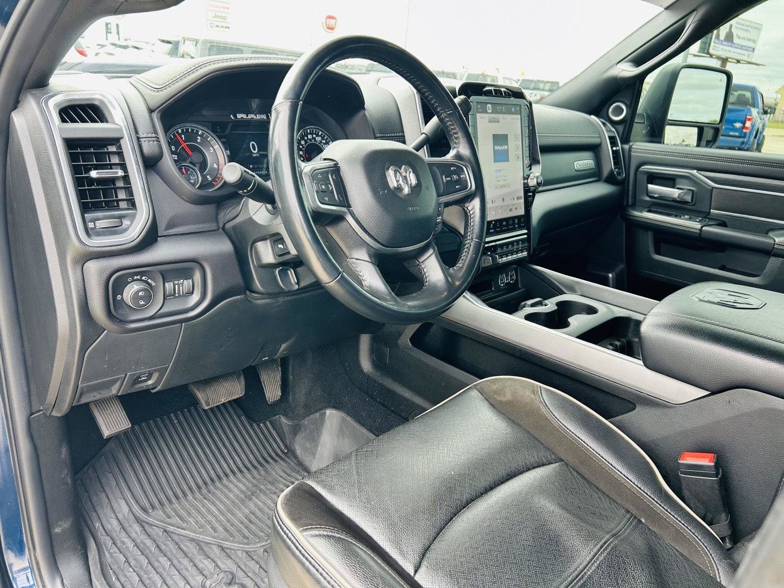 Used 2023 RAM 3500 Laramie AWD/4WD image 16