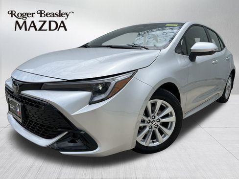 Used 2024 Toyota Corolla SE FWD image 1