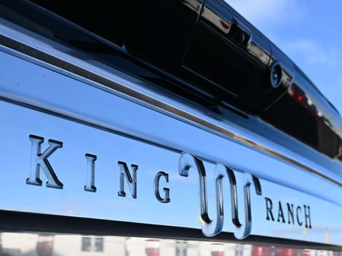 Used 2025 Ford F350 King Ranch w/ Chrome Package image 11