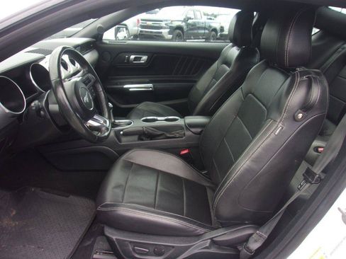 Used 2023 Ford Mustang Premium RWD image 9