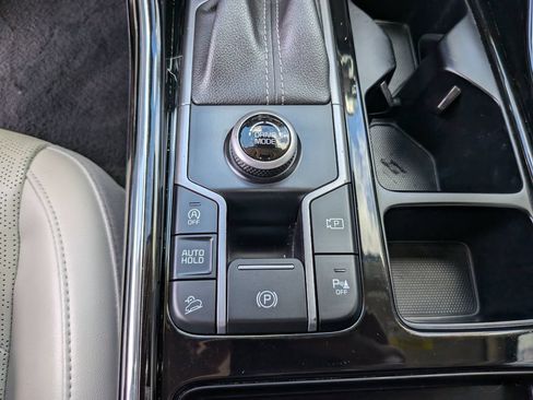 Certified 2023 Kia Sorento SX FWD image 28
