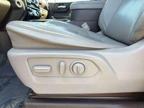 Used 2019 GMC Sierra 1500 SLT w/ SLT Premium Plus Package image 16