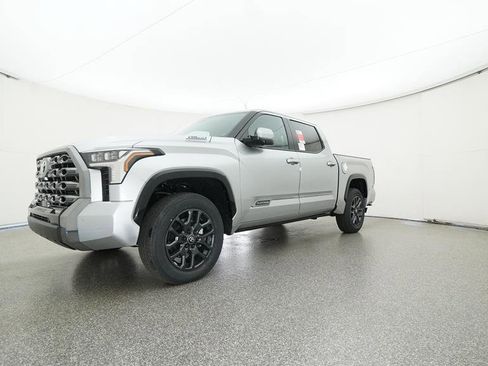 New 2025 Toyota Tundra Platinum AWD/4WD image 19