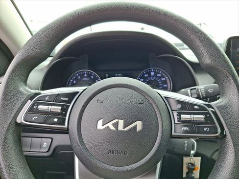 Used 2023 Kia Forte LXS image 16