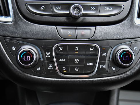 Used 2023 Chevrolet Malibu LT image 22