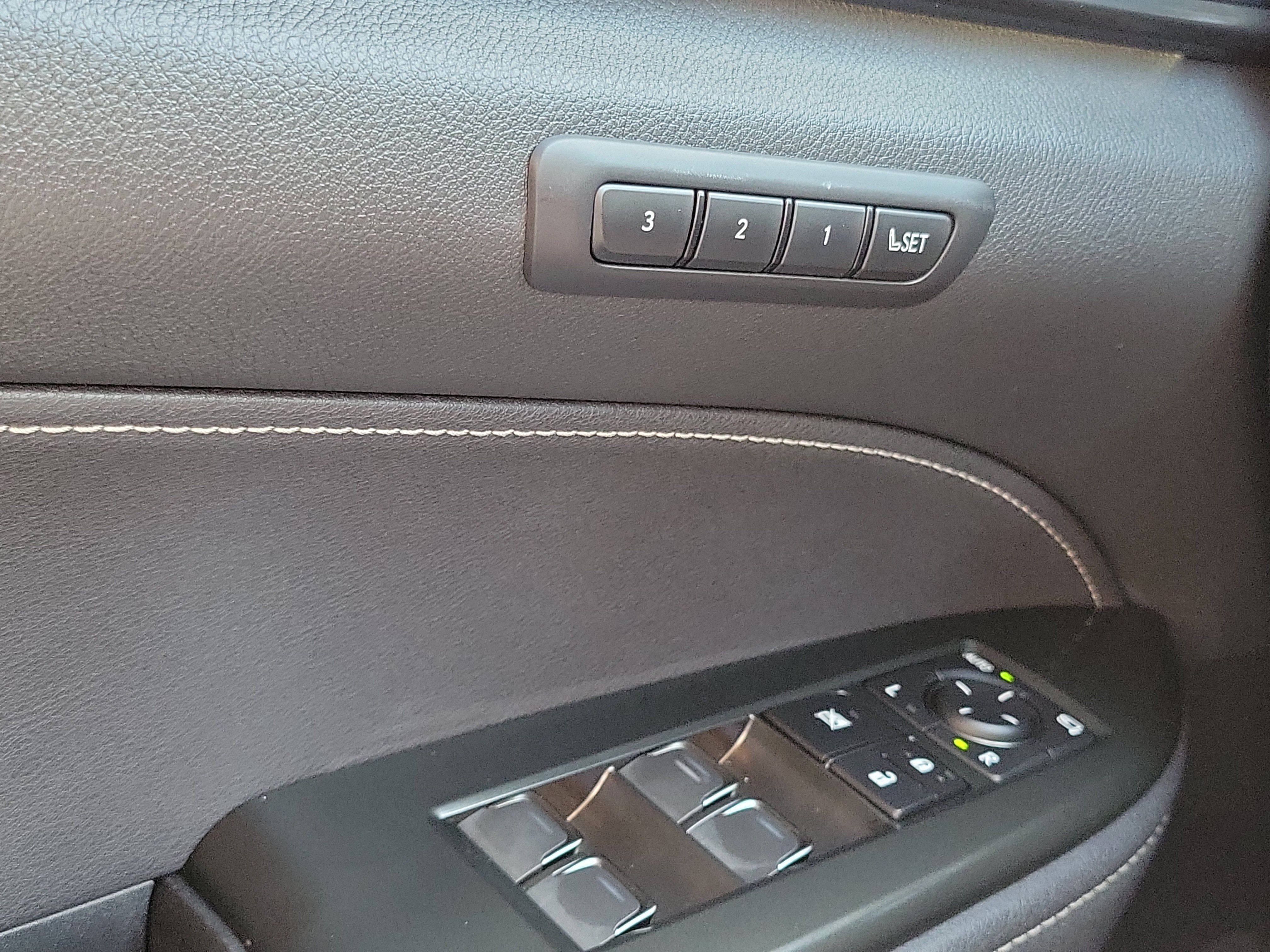 Used 2025 Lexus NX 250 FWD w/ Accessory Package (K3) image 13