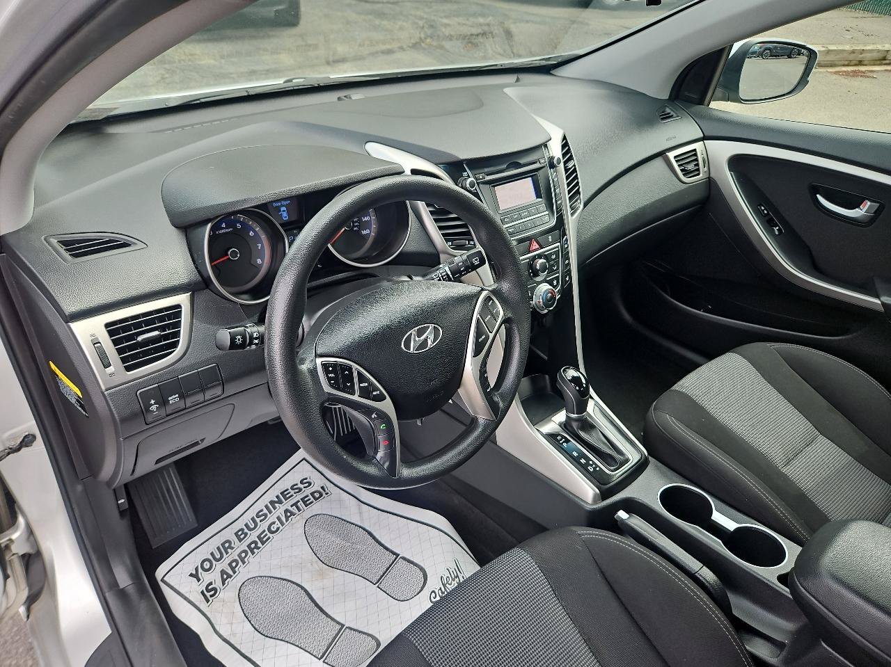 Used 2013 Hyundai Elantra GT FWD image 13
