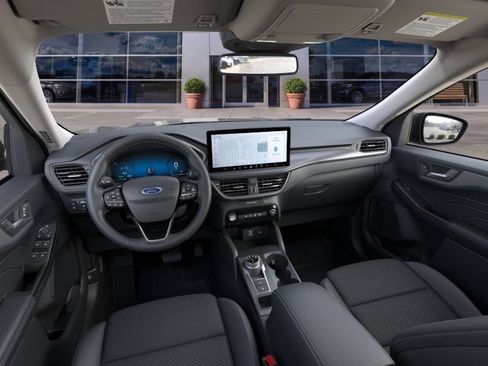 Used 2025 Ford Escape SE FWD image 9
