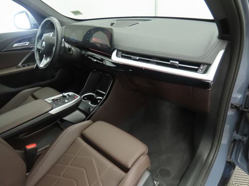 Used 2024 BMW X1 xDrive28i w/ Convenience Package image 17