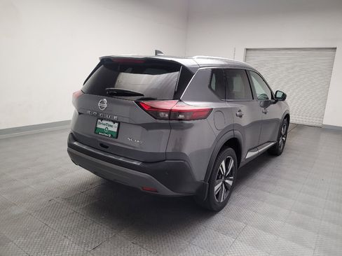 Used 2021 Nissan Rogue SL AWD/4WD image 7