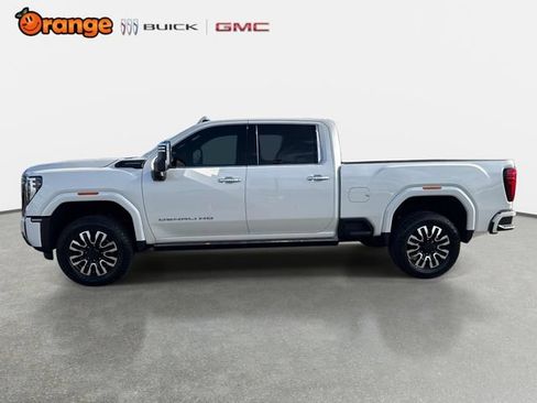 Used 2024 GMC Sierra 2500 Denali Ultimate AWD/4WD image 6