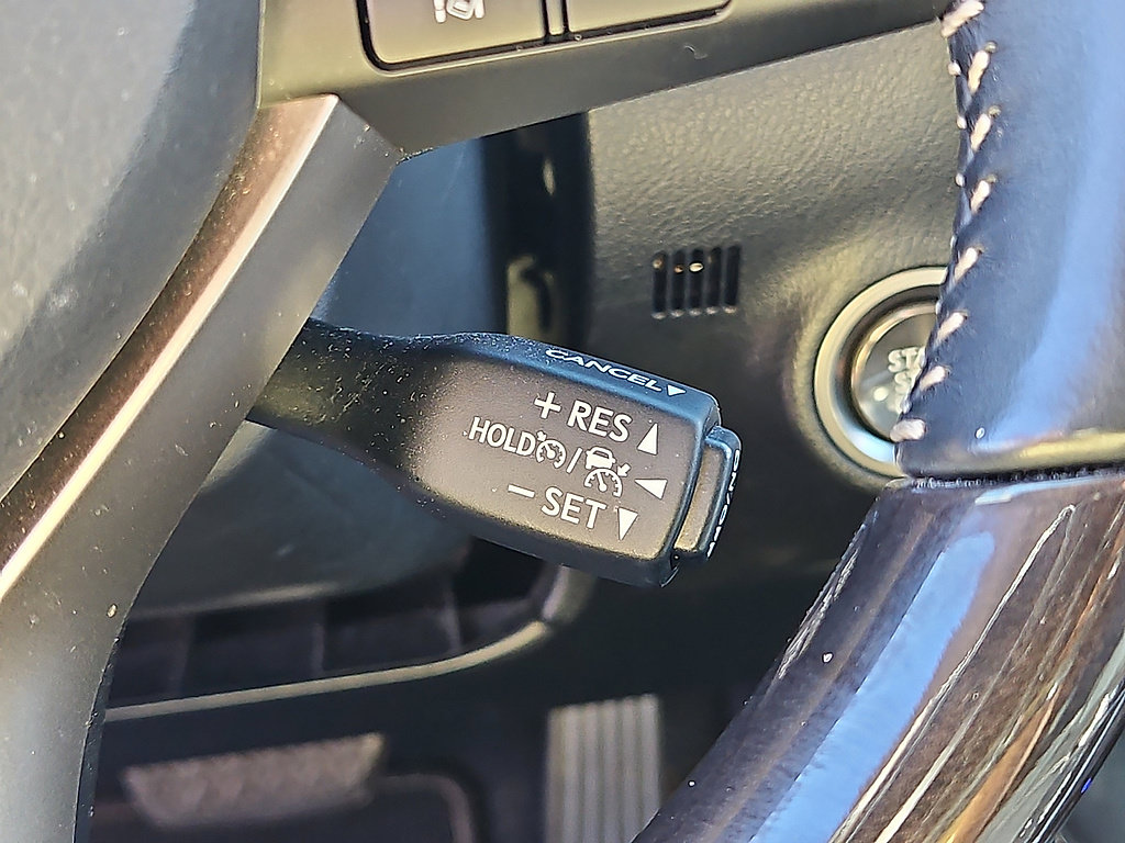 Used 2022 Lexus RX 350L Luxury w/ Accessory Package (Z1) FWD image 19