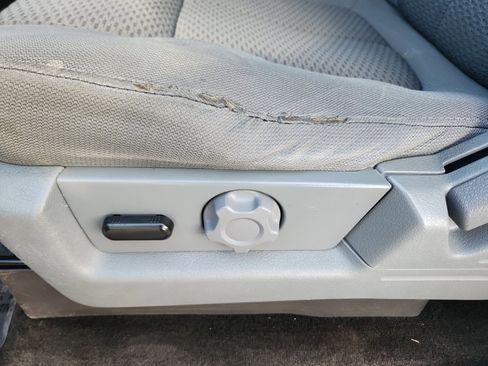 Used 2014 Ford F150 XLT w/ Equipment Group 301A Mid image 15