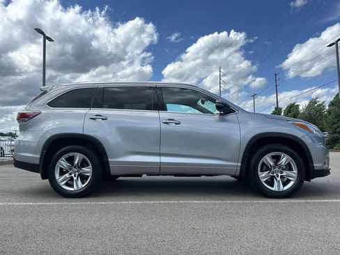 Used 2016 Toyota Highlander Limited AWD/4WD image 3