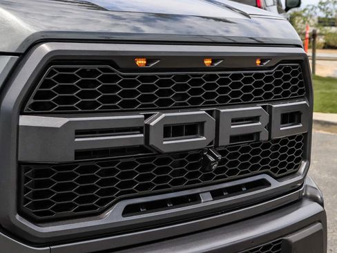 Used 2019 Ford F150 Raptor w/ Equipment Group 802A Luxury AWD/4WD image 6