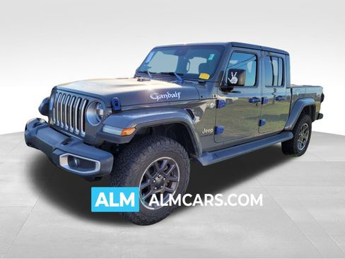 Used 2020 Jeep Gladiator Overland image 1