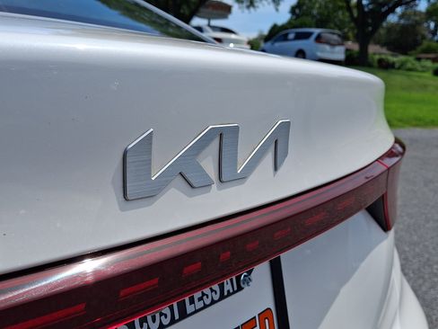 Used 2024 Kia Forte LXS FWD image 29