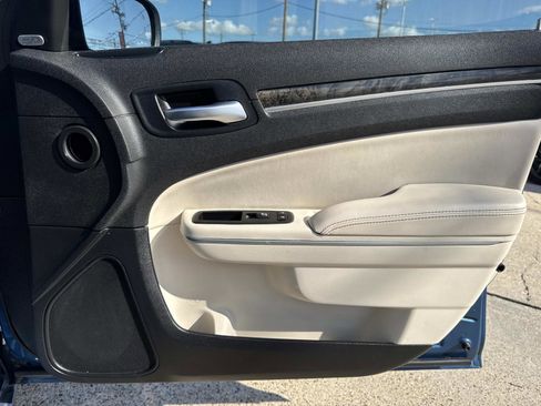 Certified 2023 Chrysler 300 Touring L w/ Popular Equipment Group image 14