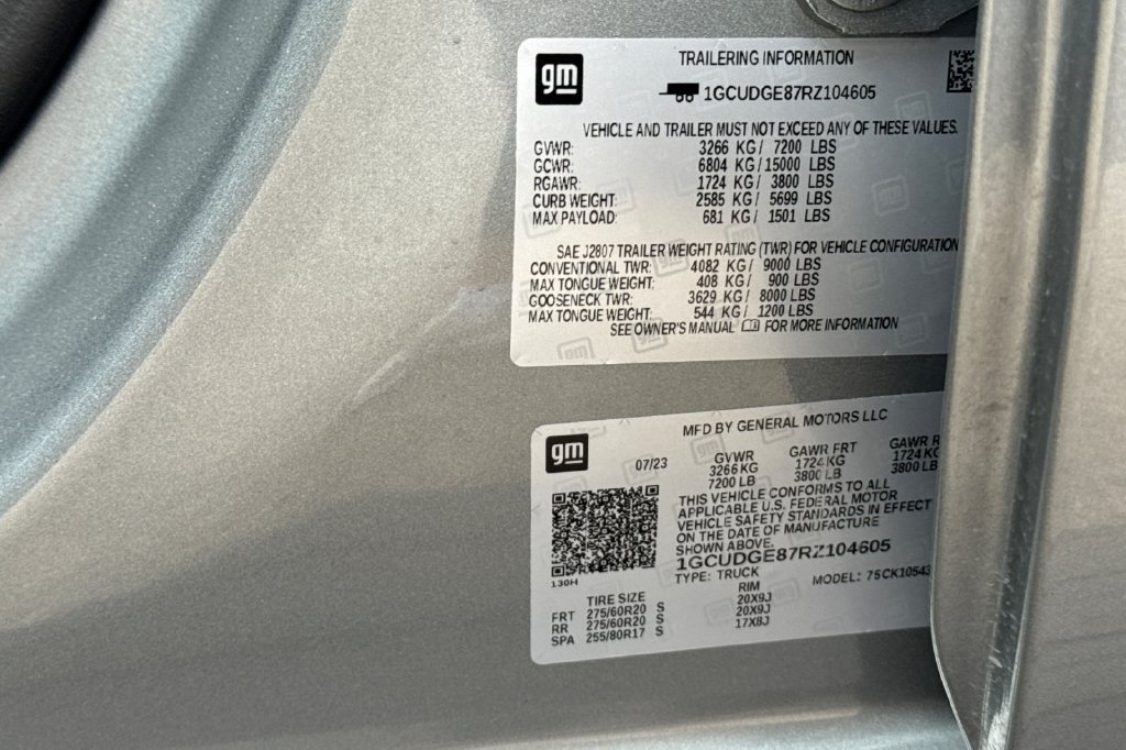 Used 2024 Chevrolet Silverado 1500 LTZ AWD/4WD image 35