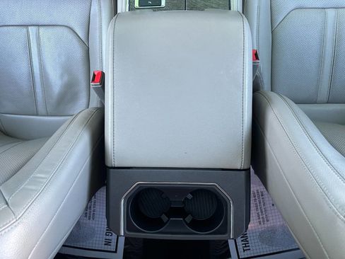 Used 2019 Ford Expedition Limited w/ Equipment Group 301A image 37