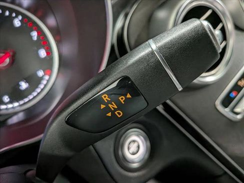 Used 2022 Mercedes-Benz GLC 300 image 12