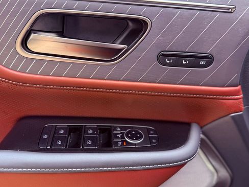 Certified 2026 INFINITI QX80 Autograph w/ Premium Cargo Package image 22