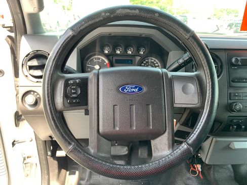 Used 2015 Ford F550 2WD SuperCab Super Duty image 11