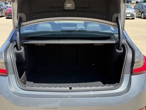 Used 2024 BMW 330i Sedan image 10