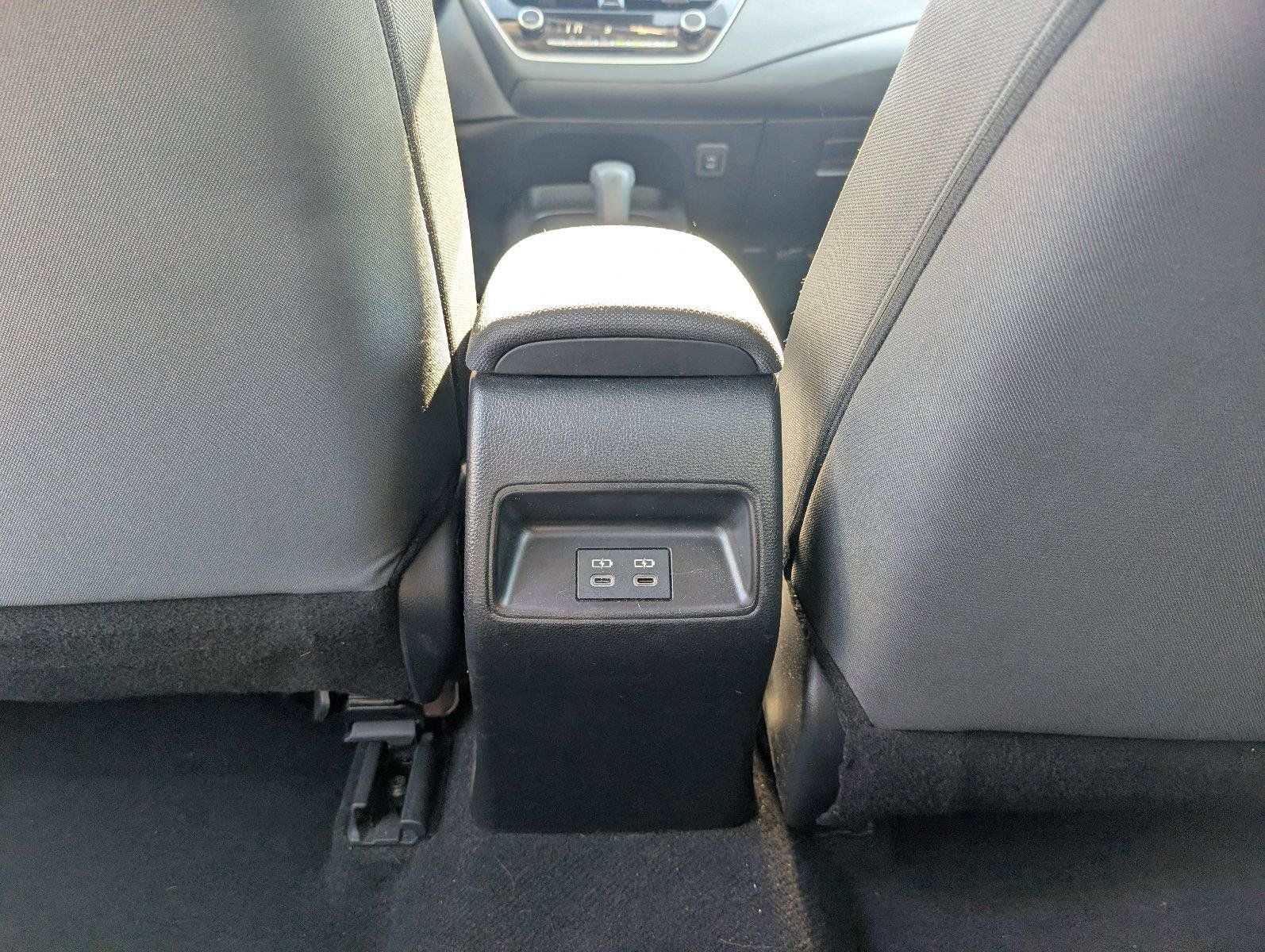 Used 2025 Toyota Corolla LE FWD image 33